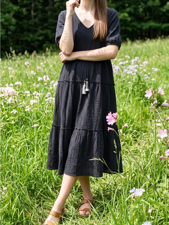 Free People Dresses & Skirts - Free People Black Tiered V‑Neck Midi Dress